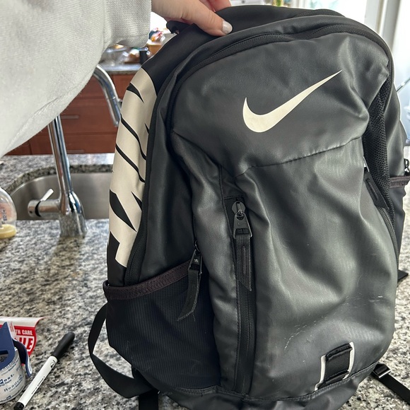 Nike Black Backpack - Picture 1 of 4